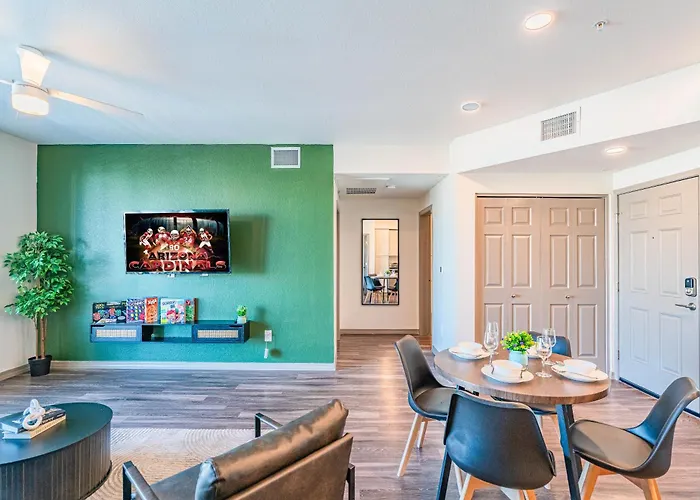 Apartment Stadium Area Unit With Balcony Pool Gym Parking Wd Glendale