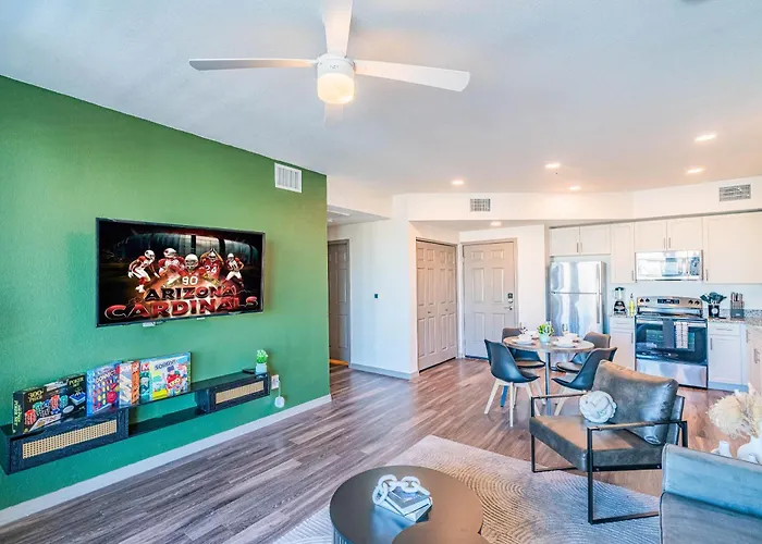 Stadium Area Unit With Balcony Pool Gym Parking Wd Apartment